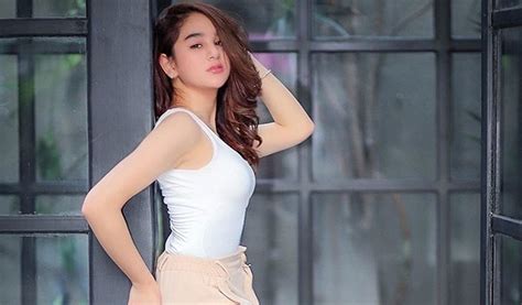 selebgram ngentot|Skandal Selebgram Cantik Ngentot Di Hotel